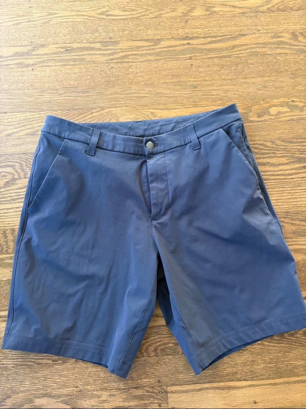 Lululemon athletica Men's Navy commission  Shorts size 32